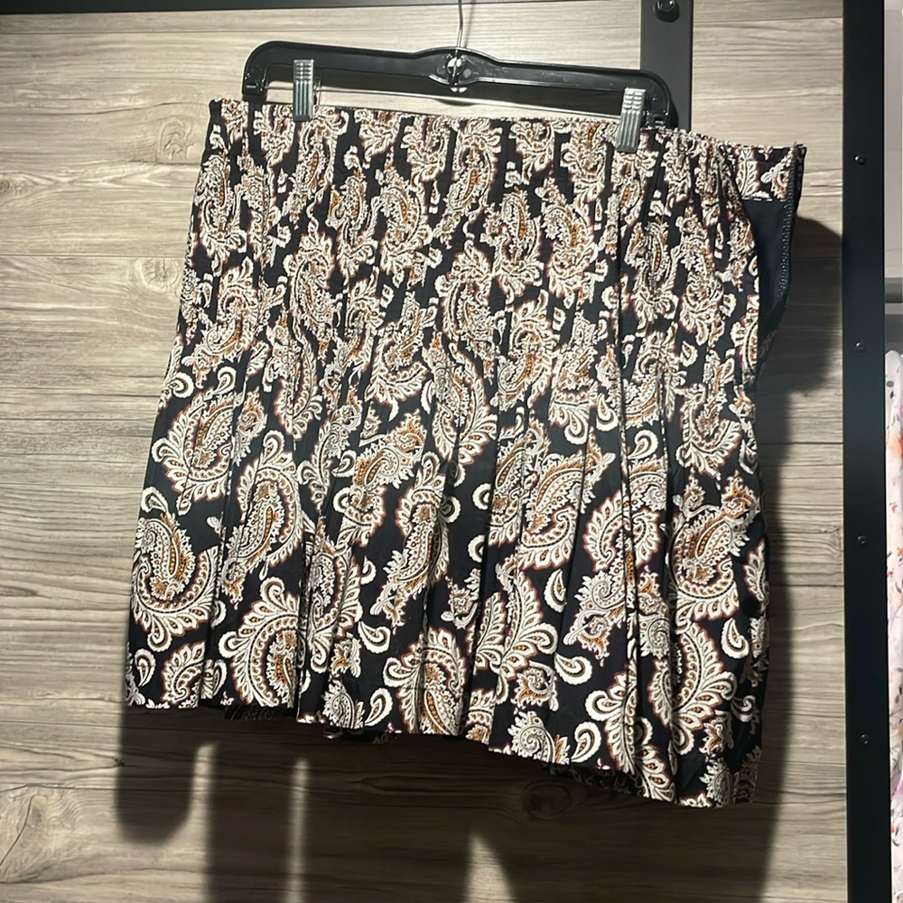 Anthropologie pleated skirt size s or xl